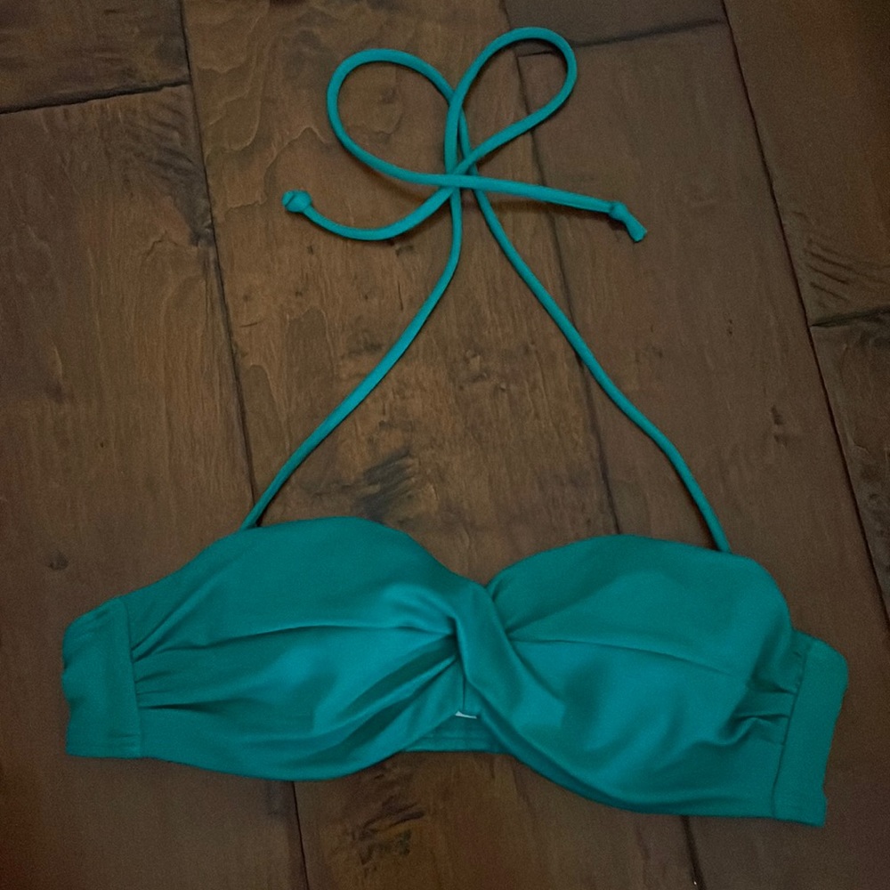 Victoria’s Secret green swimsuit top